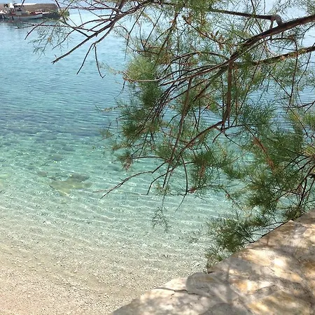 Apartment Beach House Supetar