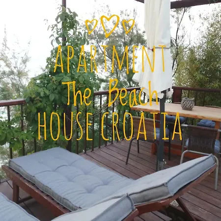 Apartment Beach House Supetar